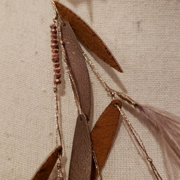 Amrita Singh Tulum Faux Ostrich Feather necklace  - NWT - Picture 4 of 5
